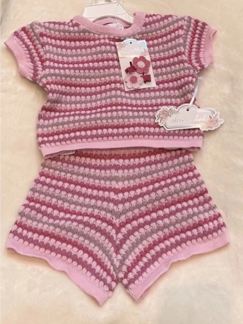 Crocheted Striped Infant 24mo. Top & Shorts Set with Hair Clips NO HANGER
